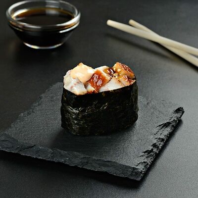 Угорь спайси в Пицца & Суши Гурмэ по цене 170 ₽