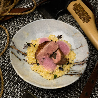 Филе утиное с птитимом и пеной из клюквы в Бар Бьёрнхейм Bjornheimr по цене 520 ₽