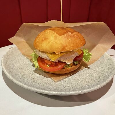 Бургер карри в Блеск по цене 390