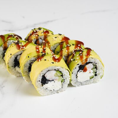 В авокадо с креветкой и чёрной икрой тобико в Ёбисан по цене 839 ₽