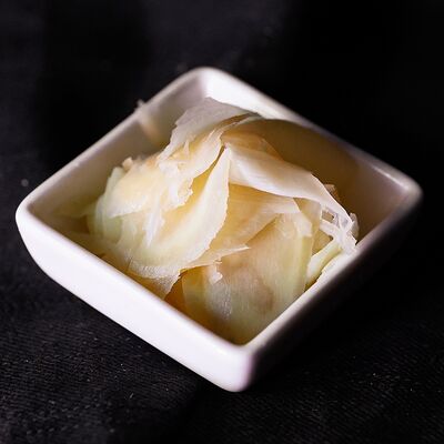 Имбирь маринованный в Атлантида по цене 50 ₽