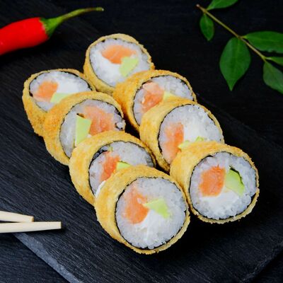 Ролл Темпура Креветка в Суши и Роллы по цене 709 ₽