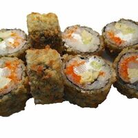 Жареный ролл Горячий в Sushi Maki