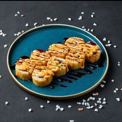 Ролл горячий с лососем, угрем и авокадов Mesto Sushi & Grill по цене 670