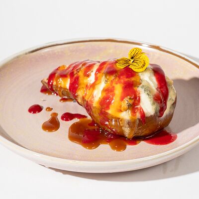 Груша с орехами в Spicy no spicy по цене 450 ₽