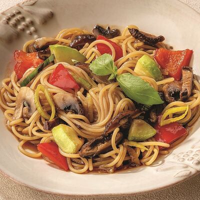 Спагетти с овощами в соусе терияки в Чиполучо по цене 440