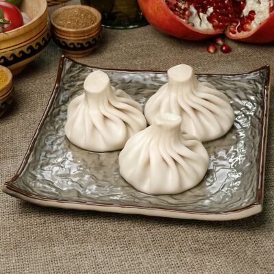 Хинкали из телятины с зеленью в Шашлычный дворик по цене 240 ₽