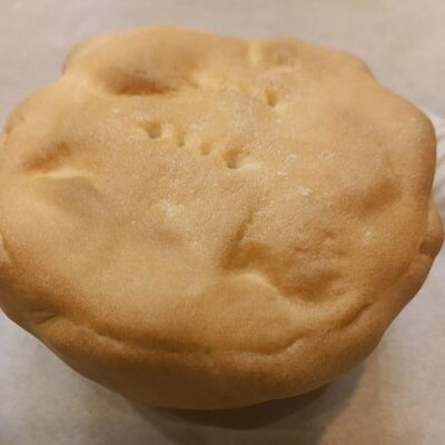 Курник с курицей и рисом в Кондитерская-пекарня Смайлик по цене 105 ₽