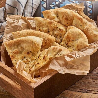 Фокачча с пармезаном в Суши пицца бургер по цене 221 ₽