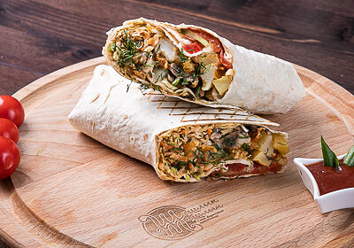 Шаурма вегетарианская в Шашлык-Машлык по цене 364 ₽