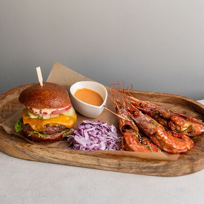 Чизбургер и аргентинские креветкив Великие по цене 1188 ₽