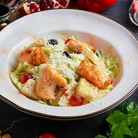Цезарь с семгой в Мясо & Хинкали