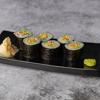 Роллы Хосомаки с авокадо в Море Есть по цене 350 ₽