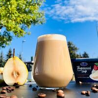 Сырно-грушевый раф в Black coffee & GRILL na Avtozavode