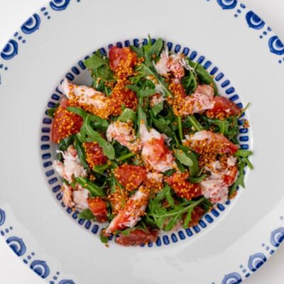 Салат с камчатским крабом в Miss you по цене 2650 ₽