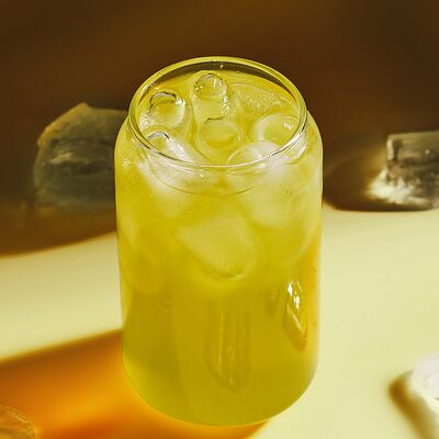 Лимонад Яблоко-базилик-бузина в Мишка кофе по цене 250 ₽