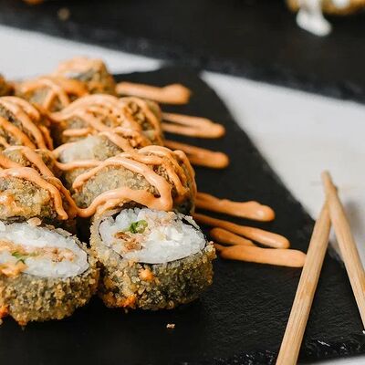 Спайси лосось темпура в Панда Бистро по цене 572 ₽