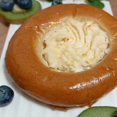 Ватрушка с творогом в Doner & Grill Шашлык шаурма по цене 80 ₽