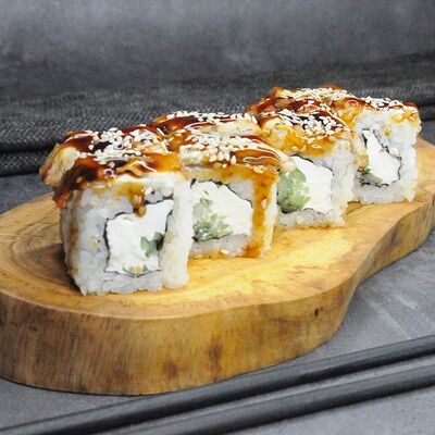 Ролл Унаги лайт в 7Sushi по цене 559 ₽