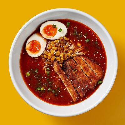 Томатный рамен с курицей кацу в Slurp ramen bar по цене 500 ₽