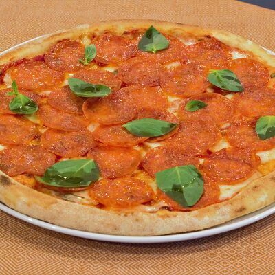 Пицца Пепперони в Trattoria Siesta по цене 1050 ₽