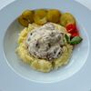 Бефстроганов с картофельным пюре в Рукоста по цене 810
