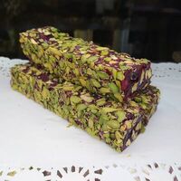 Лукум гранатовый с дробленной фисташкой в Buta Sweets