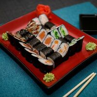 Маки ассорти в Sushi LeGo