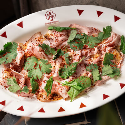 Копченый свиной окорок в ЮжанеГорожане по цене 458 ₽