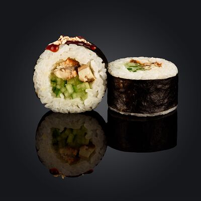 Ролл Унаги маки в Фудзи Суши по цене 435 ₽