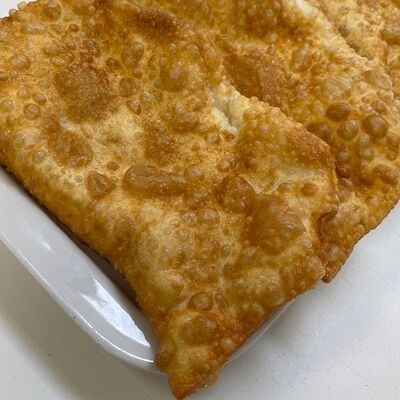 Чебурек с ветчиной и сыром в Пирожковая по цене 160 ₽