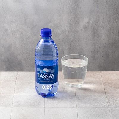 Вода Tassay в Шоколадница по цене 250 ₽