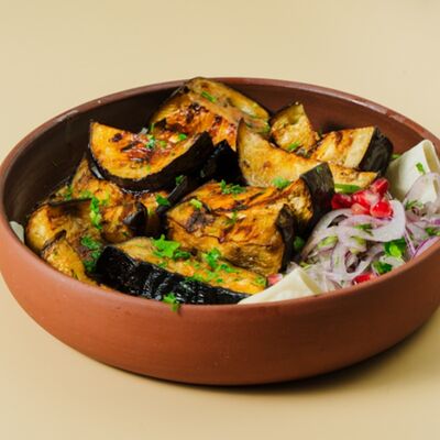 Баклажаны на мангалев Suli & Co по цене 480 ₽