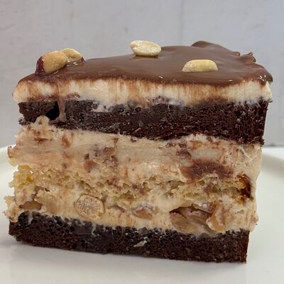 Сникерс в Right Cake по цене 410 ₽