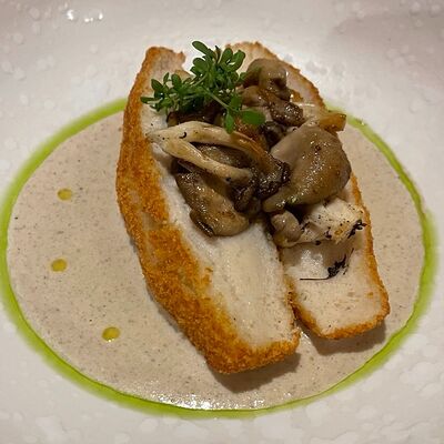 Фишкейк из белой рыбы с креветками в Усадьба на дворянской по цене 985 ₽