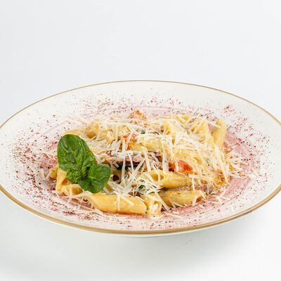 Пенне со шпинатом и томатами в Коко Point по цене 559 ₽