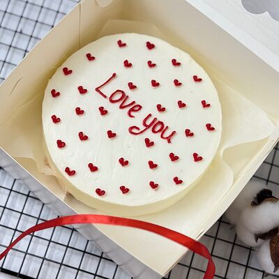 Бенто-торт Лав ю в Кондитерский дом Медовый по цене 1845 ₽