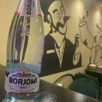 Боржоми в стеклев BORANI