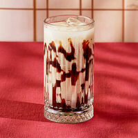 Бабл-ти черника с шоколадом в Тануки