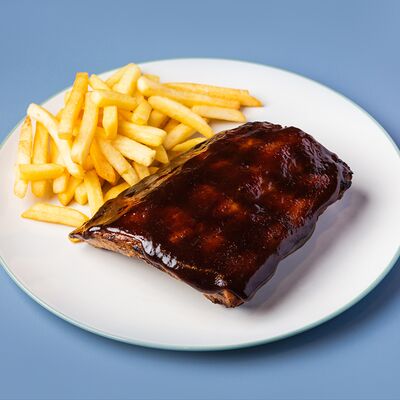 Свиные ребра с картофелем фри в Лу по цене 1450 ₽