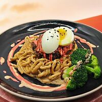 Пикантный Wok Биффф в Лапша и Утки