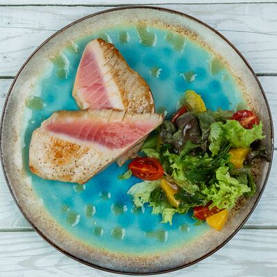 Стейк из тунца в Хорошие руки Рыба по цене 1490 ₽