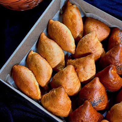 Пирожки M в Boom-box Catering по цене 1290 ₽