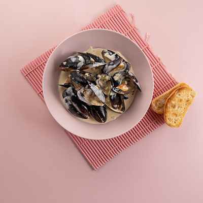 Мидии в грибном соусе в Rollwell по цене 870 ₽