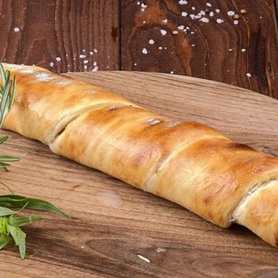 Сулугуни в слоёном тесте на мангале в Емеля по цене 715 ₽