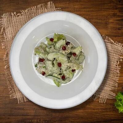 Салат с курицей и огурцом в Хинкальный дом по цене 320