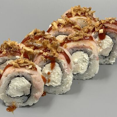 Ролл Опаленный бекон в Avokado sushibar по цене 550 ₽
