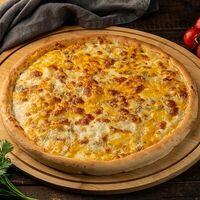 Пицца Четыре сыра в Lucky Cheese Pizza