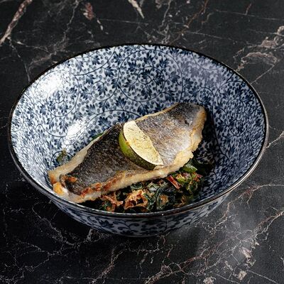 Дорадо с вакаме и кокосовым мисо в Gills по цене 1060 ₽