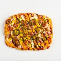 Пицца Мясные колбаски & халапеньо в Pizza Point